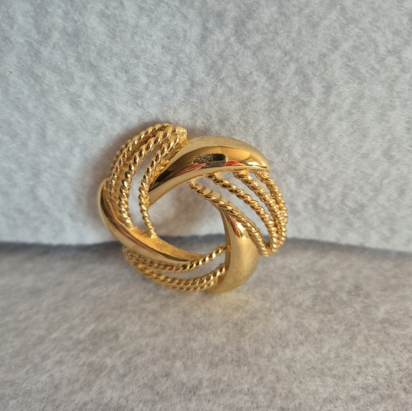 Brooch. Napier pin. Round vintage brooch - Picture 2 of 5